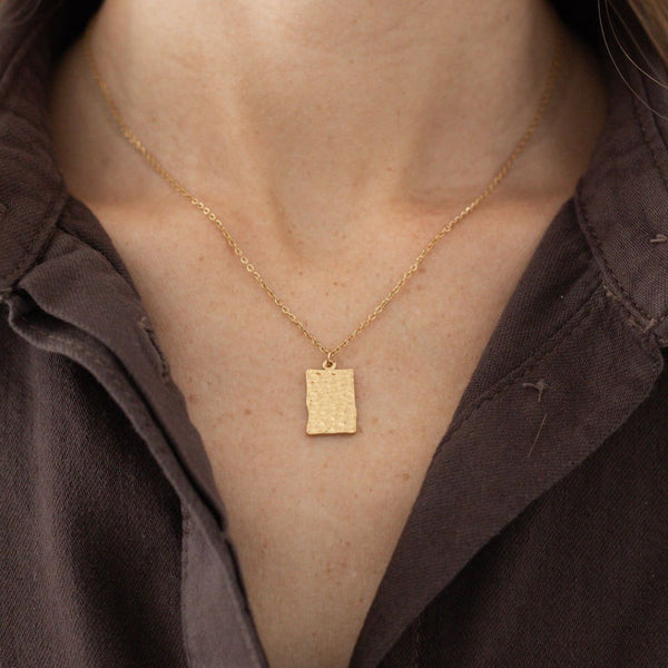 Hamret Square Halskæde - 18K Guldbelagt