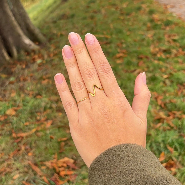 Wavy Fine Ring - 18K Guldbelagt