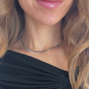 Flad Slange Halskæde - Sølvfarvet